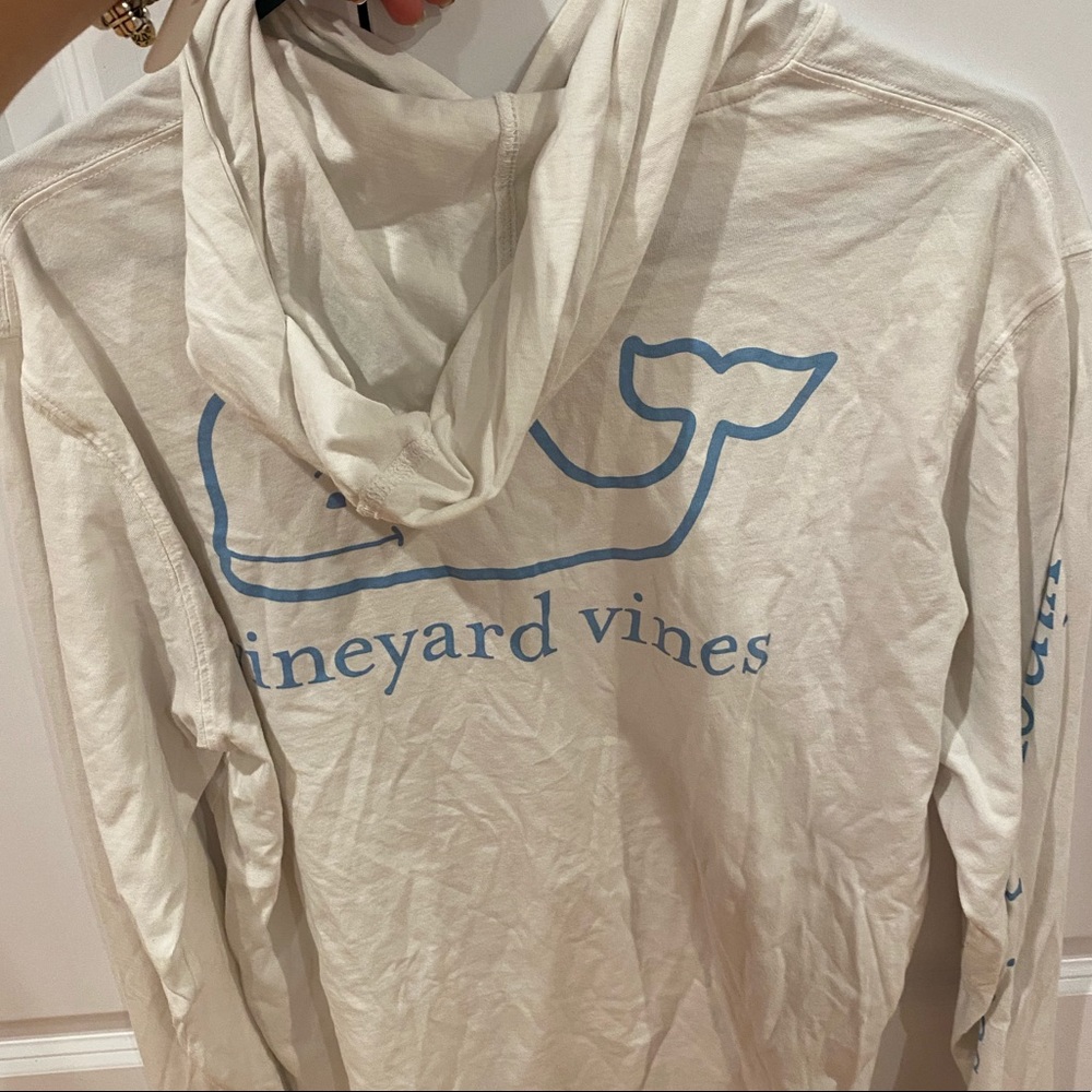 Bundle Vineyard Vines, Two Lightweight Sweatshirts - image 3